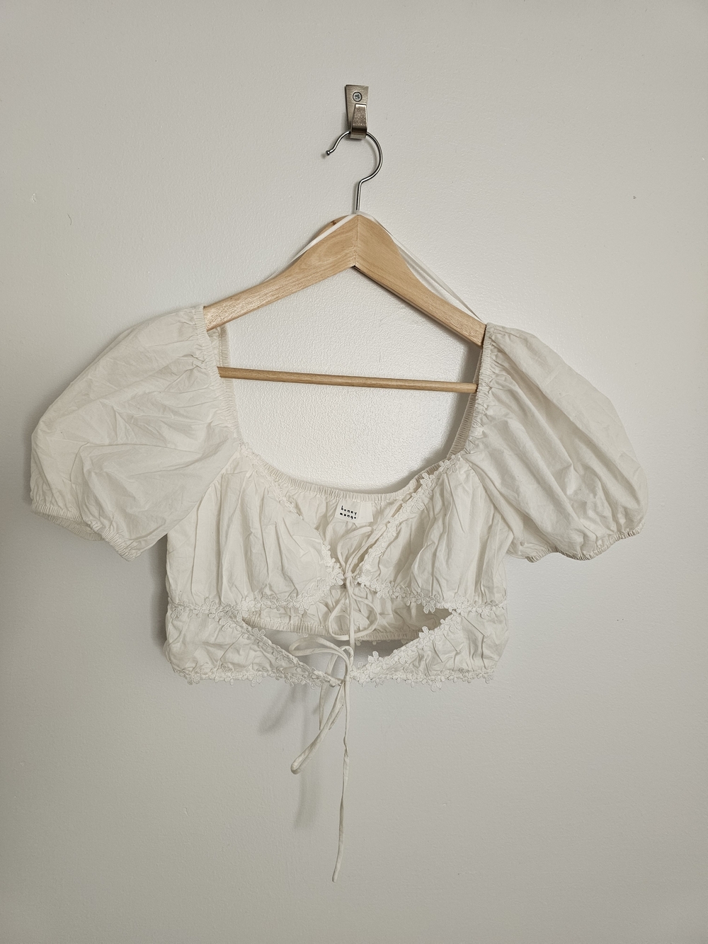 Romantic White Crop Top Cotton Puff Sleeves Floral Appliqué Tie Front Size M